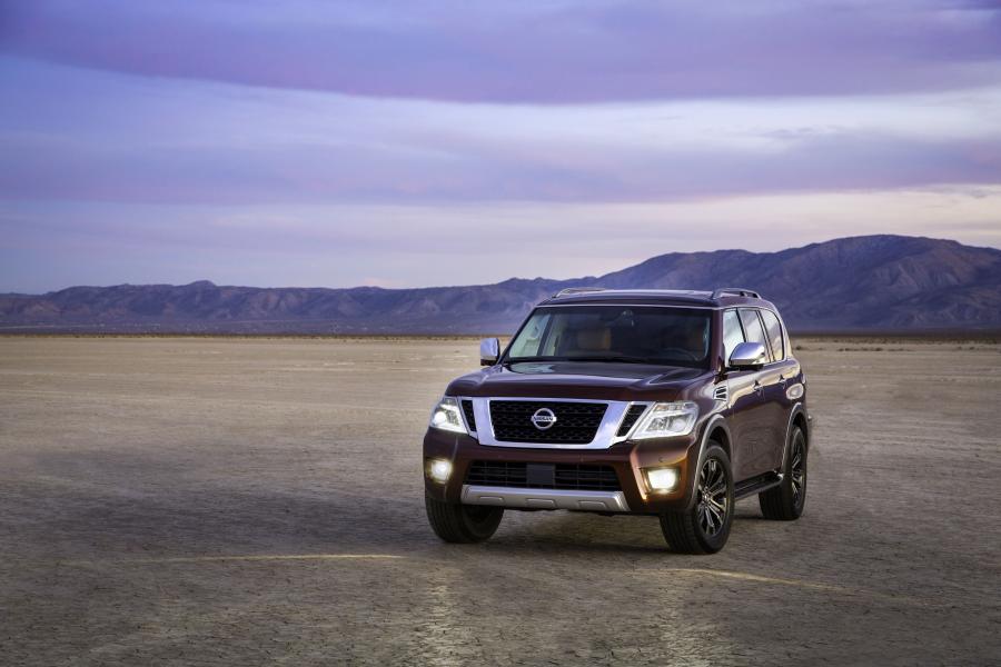  Nissan Armada 2016 года  (фото 21 из 40)